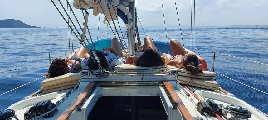 Jeanneau Sun Odyssey 34 | Bella Lola