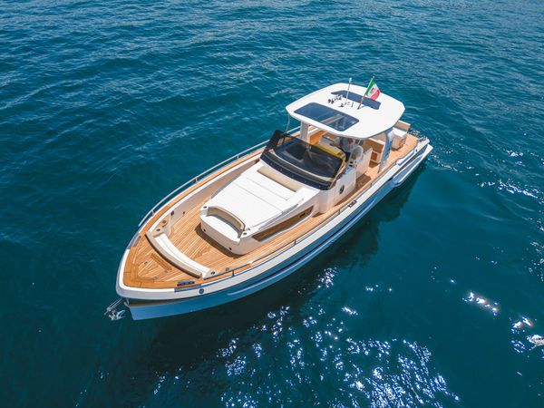 Italyure 38 | Pura Vida