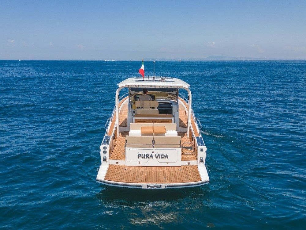 Italyure 38 | Pura Vida