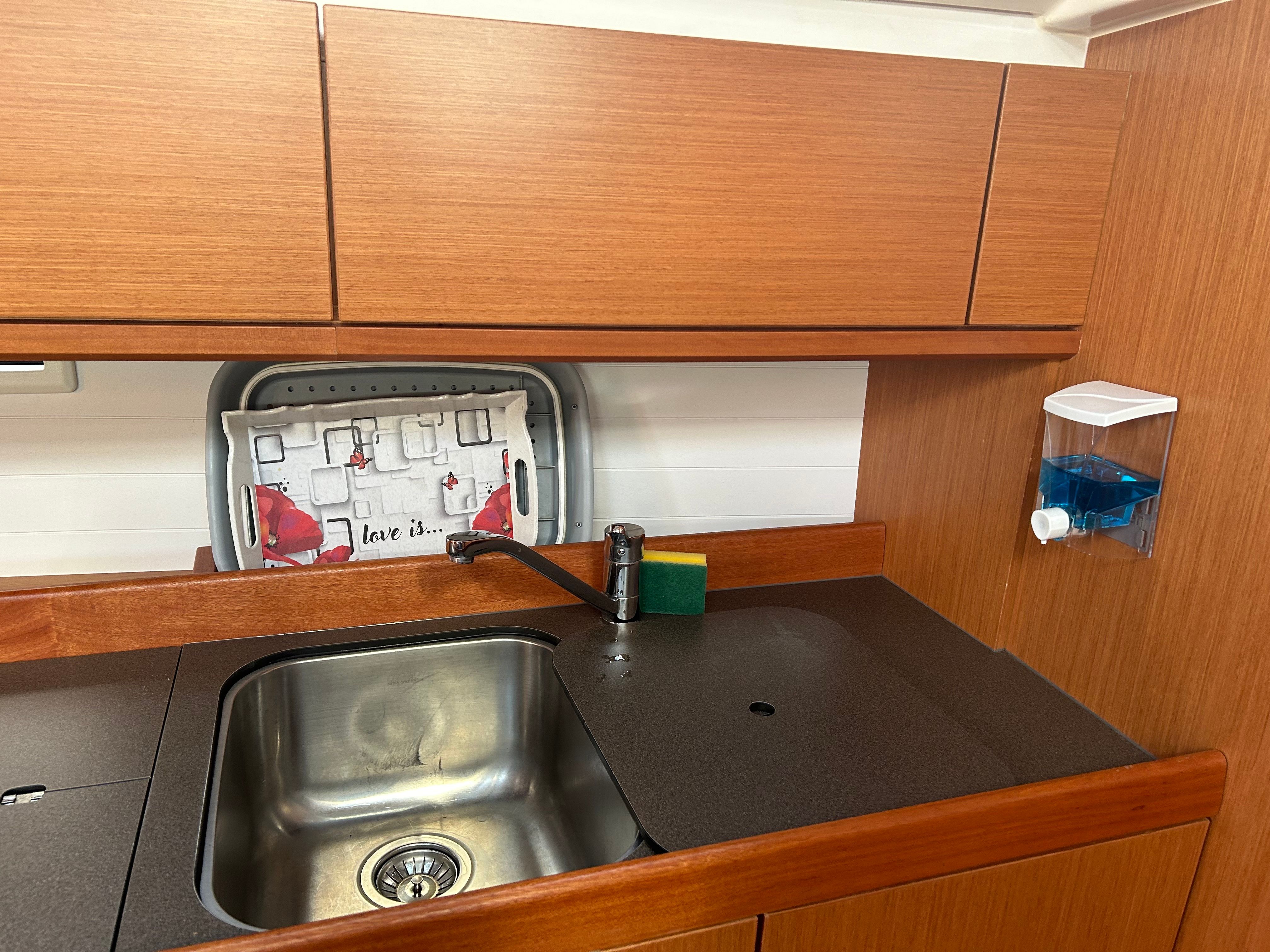 Bavaria Cruiser 46 | Suncity 5