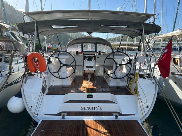 Bavaria Cruiser 46 | Suncity 6