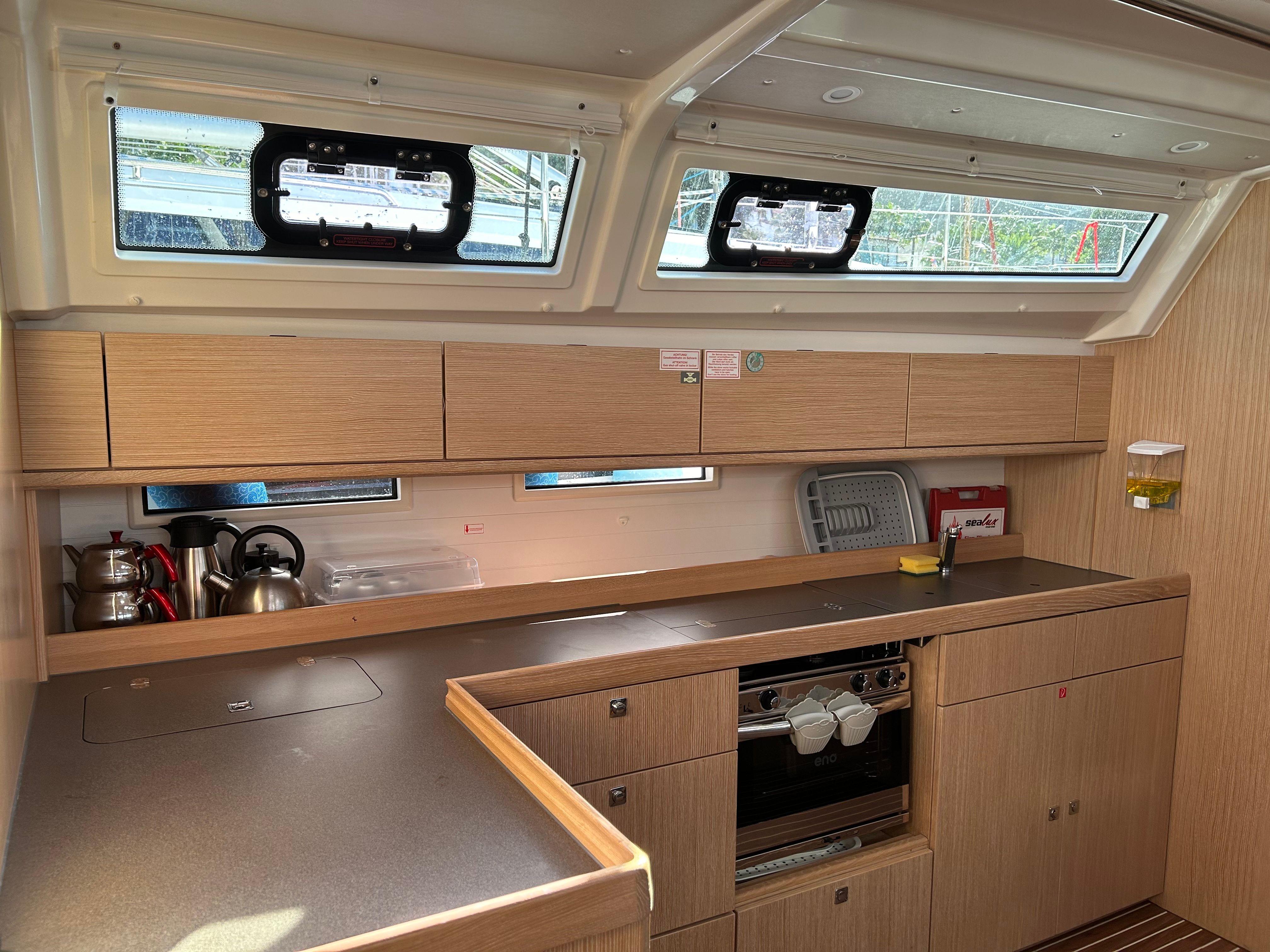 Bavaria Cruiser 46 | Suncity 6