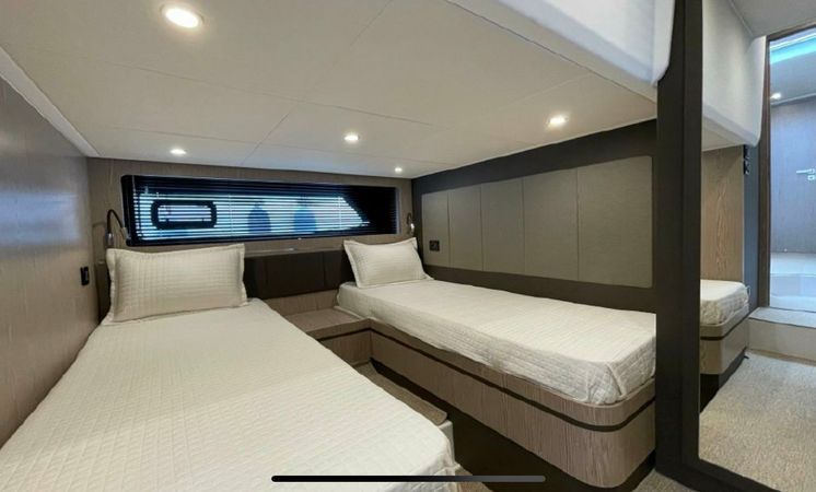 Azimut Atlantis 45 | Hedonist