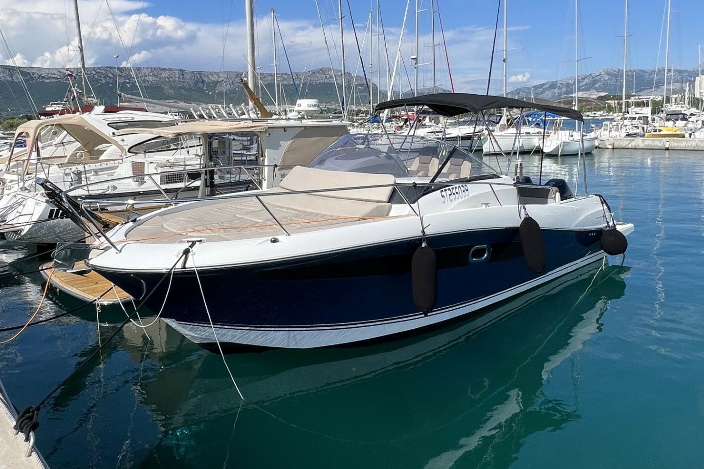 Jeanneau Cap Camarat 8.5 WA | 18