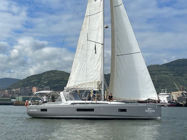 Beneteau Oceanis 51.1 | Uso Zuria