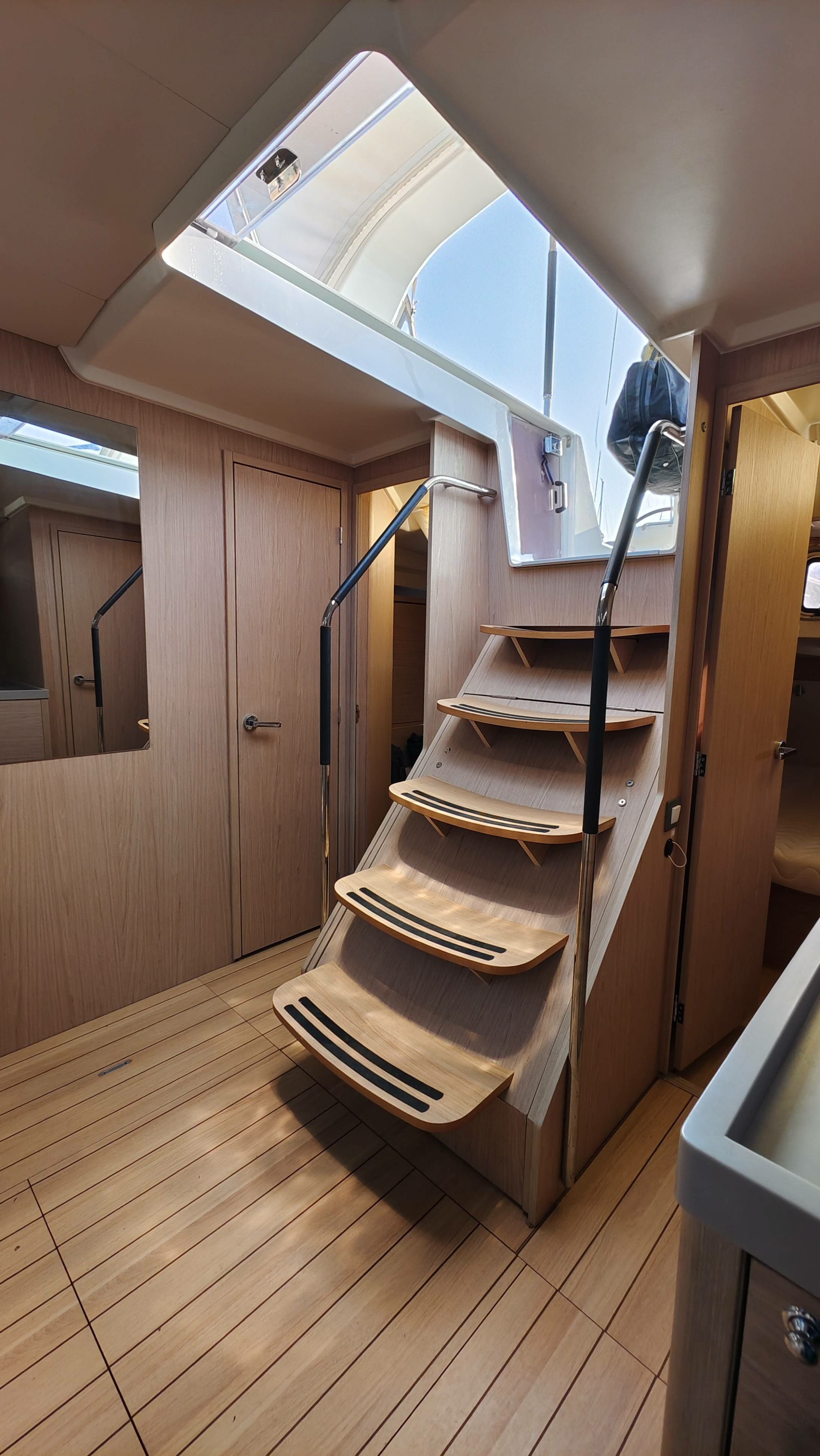 Beneteau Oceanis 51.1 | Uso Zuria