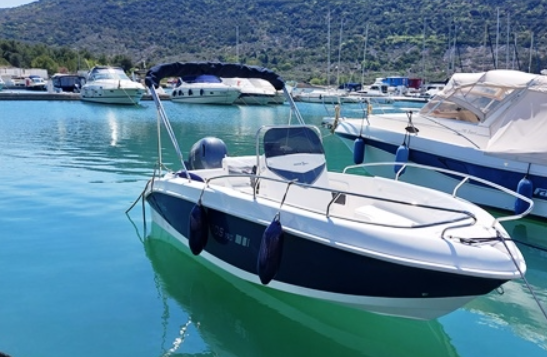 Orizzonti Syros 190 | 22