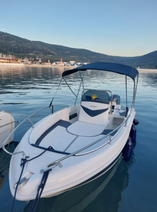 Orizzonti Syros 190 | 22