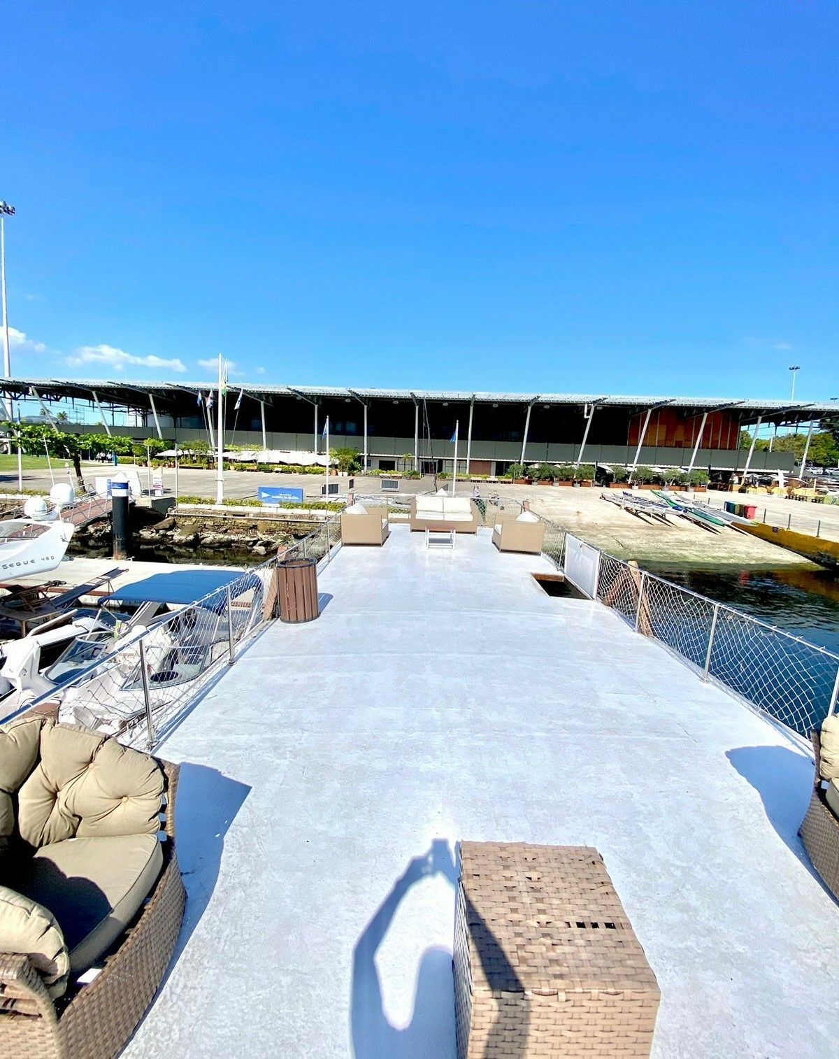 Custom Built 53 | Bota