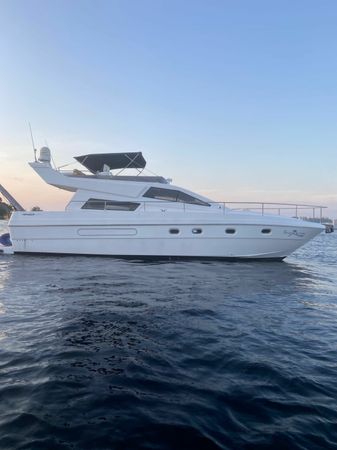 Intermarine 440 Full | Seven Oceans