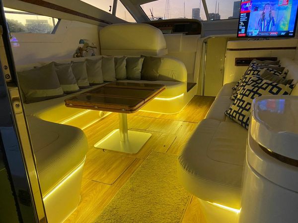 Intermarine 440 Full | Seven Oceans