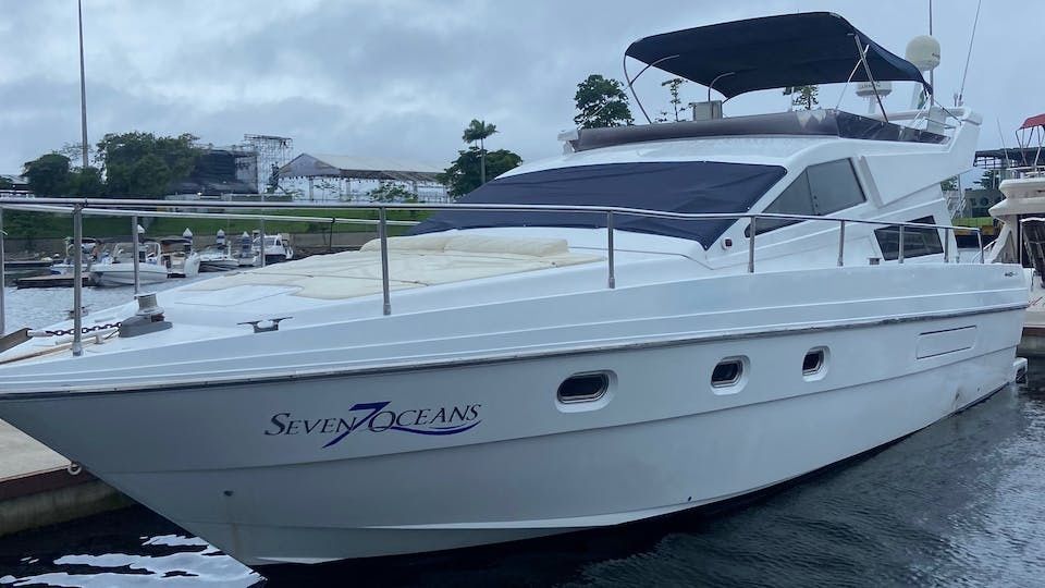 Intermarine 440 Full | Seven Oceans