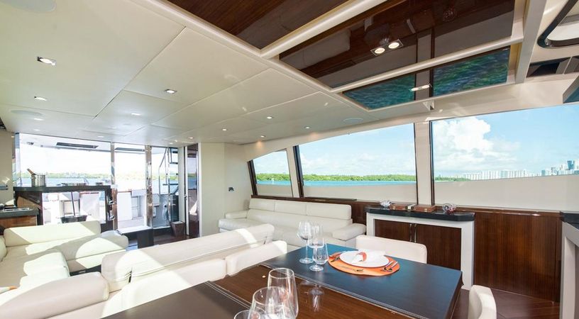 Lazzara 92 | New Life