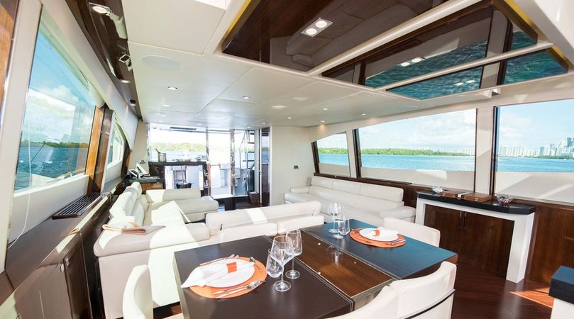 Lazzara 92 | New Life