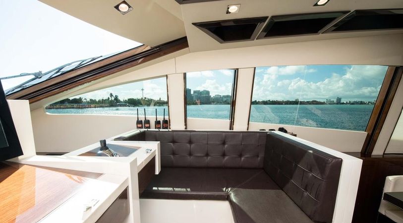 Lazzara 92 | New Life