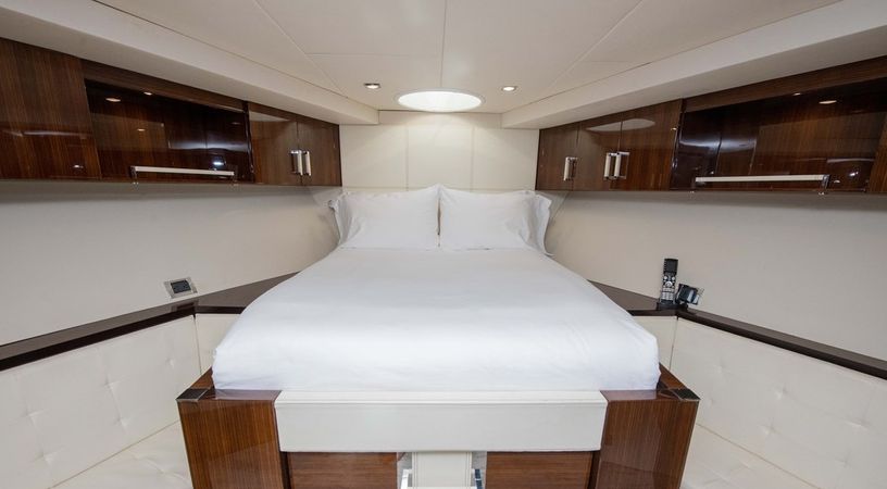 Lazzara 92 | New Life