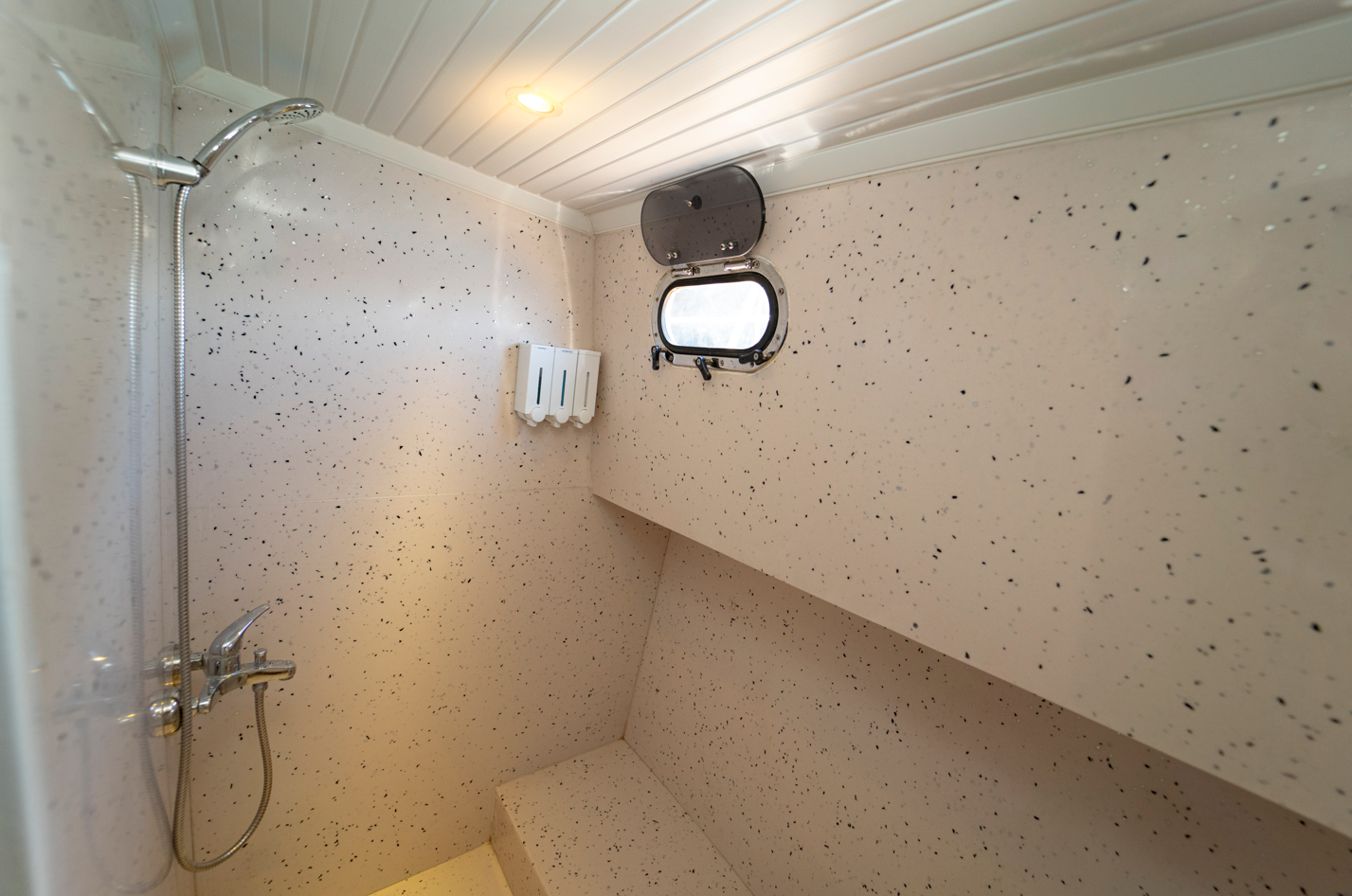 Custom Built 39 | Bay C