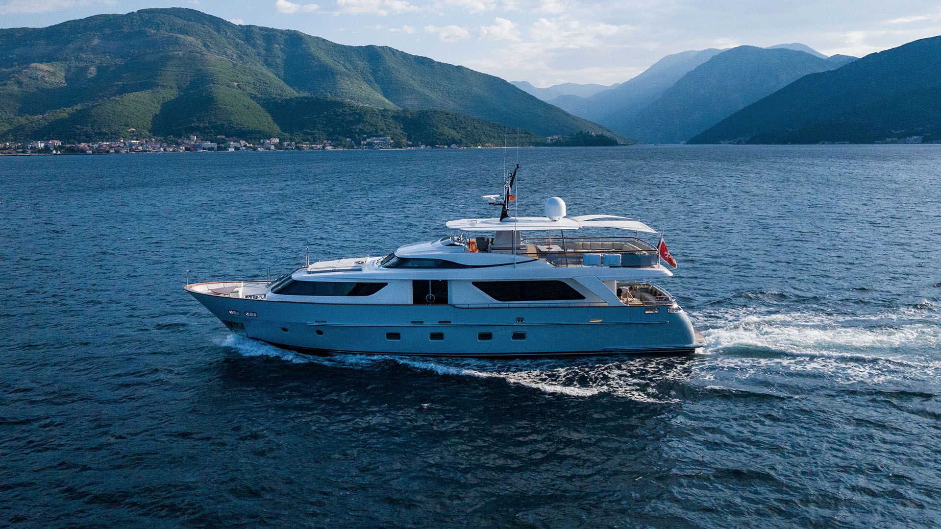 Sanlorenzo SD 92 | Valentina 2