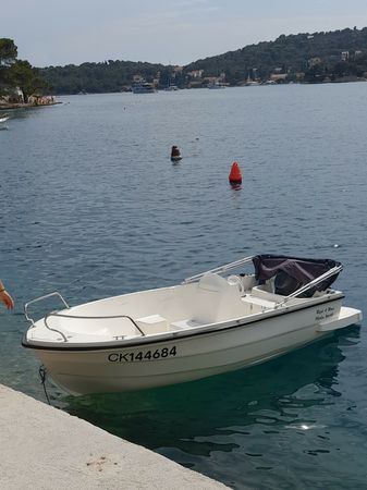 Reful Wind | Mali brod