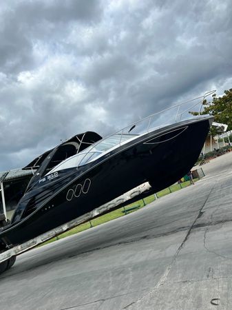 FS 310 | Black Pearl