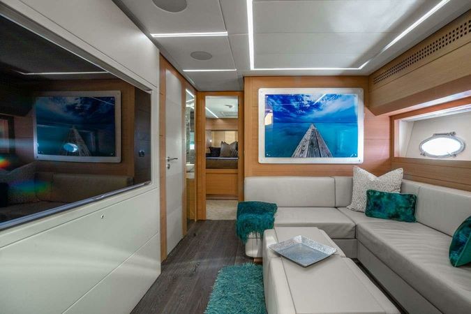 Pershing 82 | Milagros