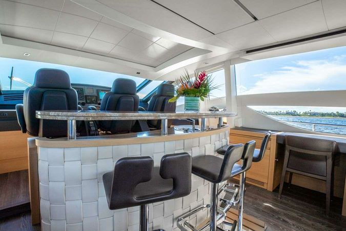 Pershing 82 | Milagros