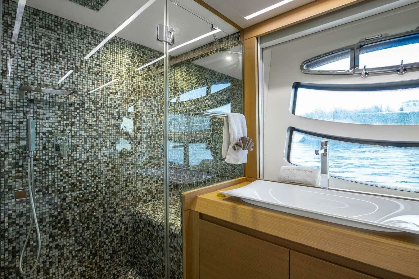 Pershing 82 | Milagros