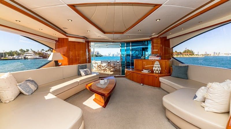 Sunseeker Manhattan 82 | J&J