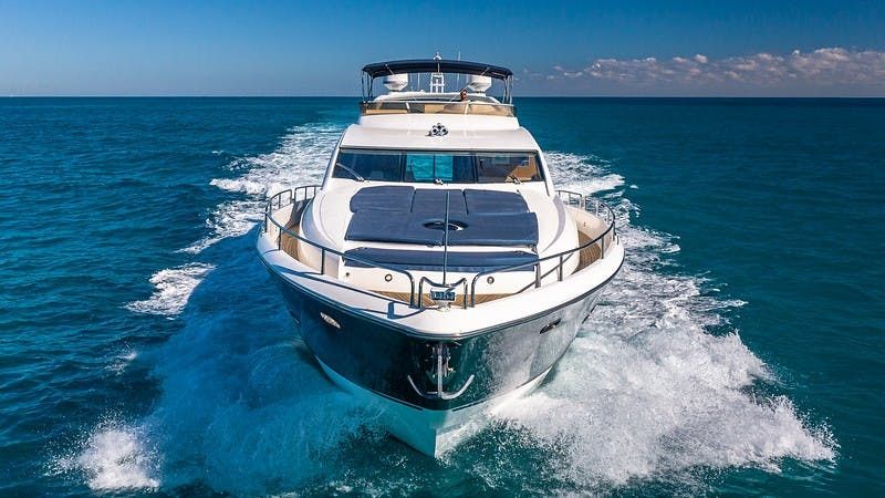Sunseeker Manhattan 82 | J&J