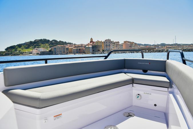 Axopar 28 TT | Salty Pan