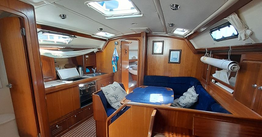 Bavaria Cruiser 40 | Caballo Loco