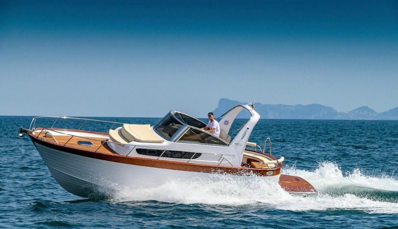 Cantieri Mimi Libeccio 9.5 | Wizzo