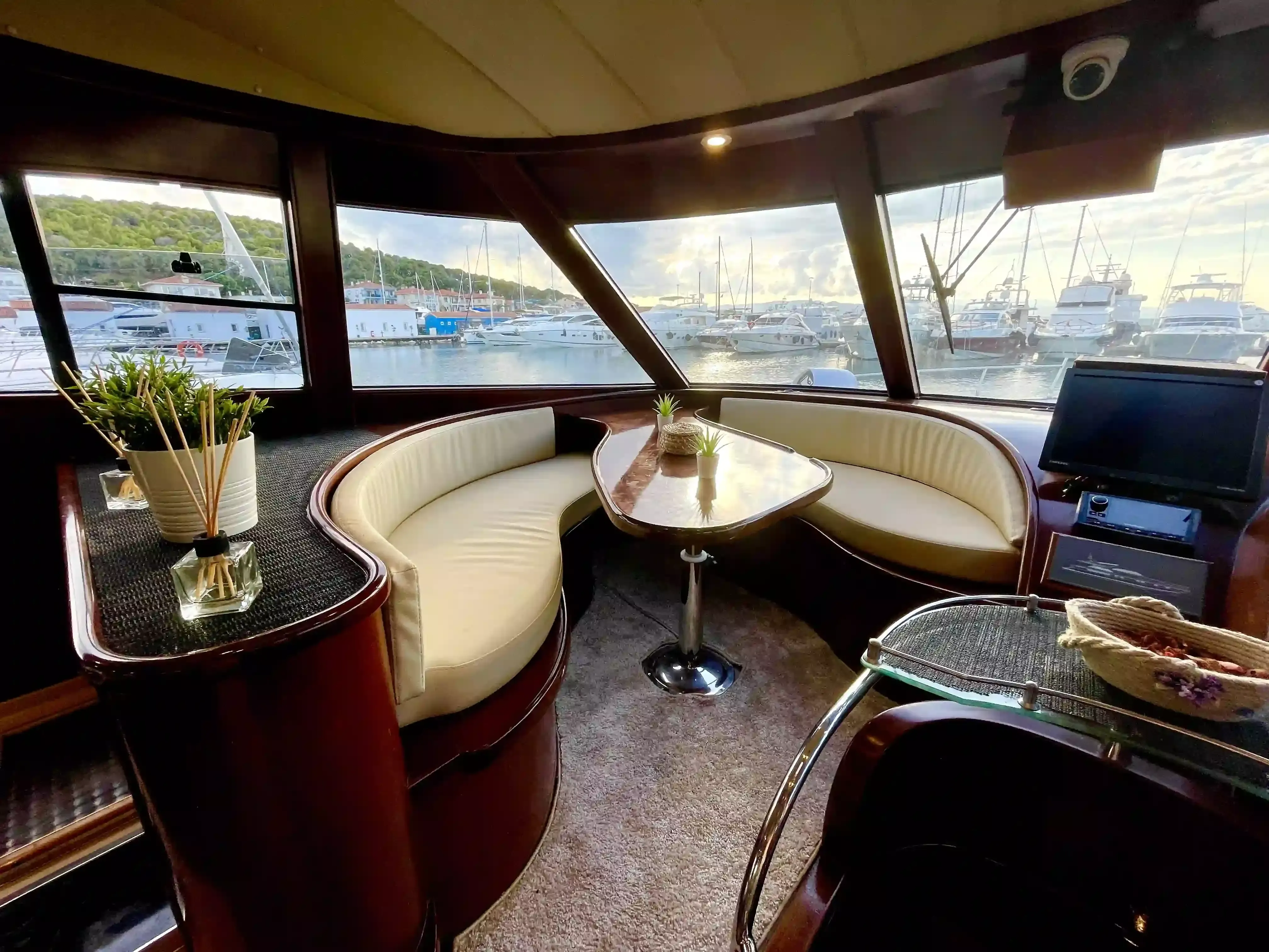 Custom Built 72 | Baltik 2