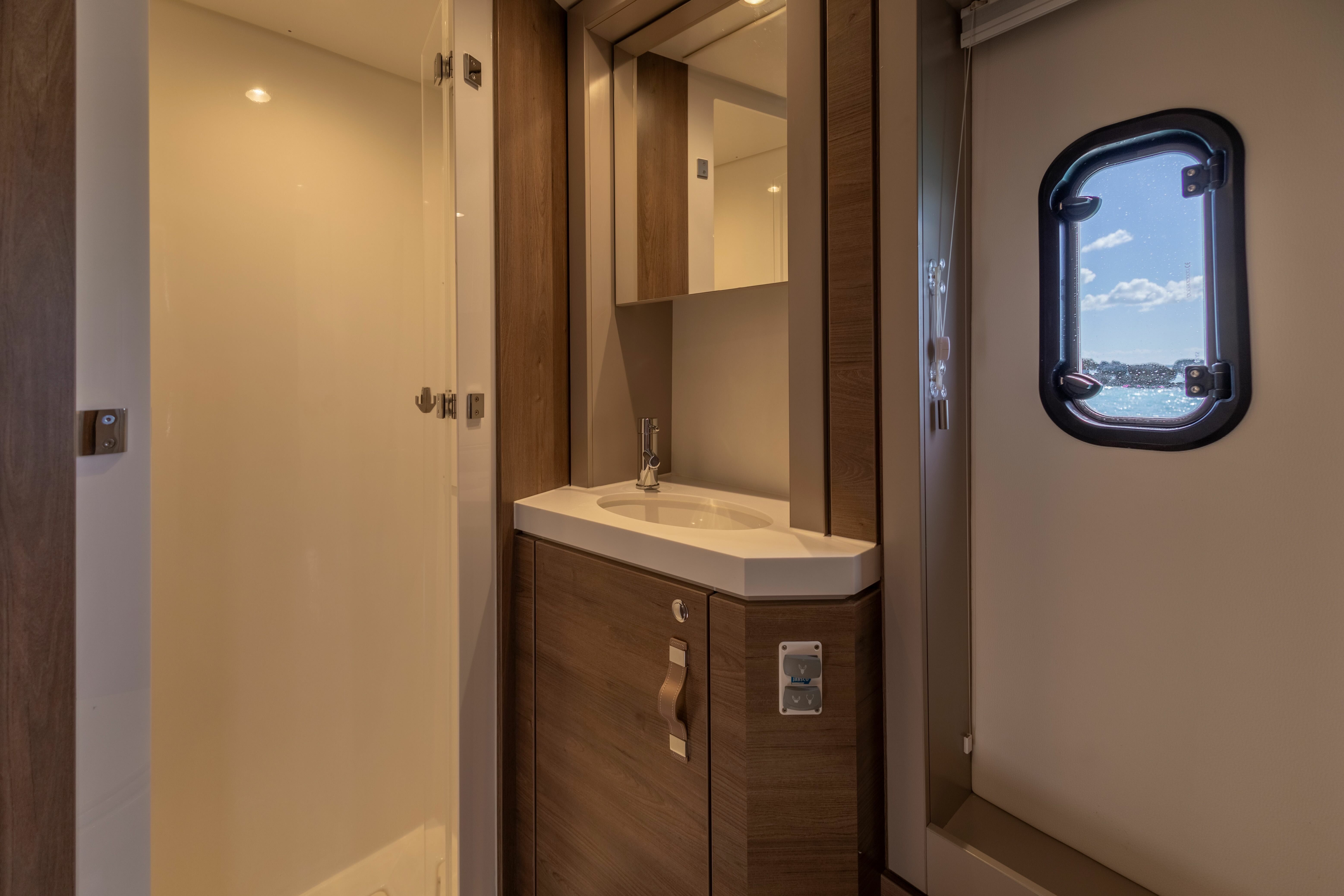 Bali 4.6 | DartAbout