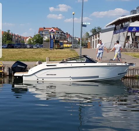 Quicksilver 675 | Simon