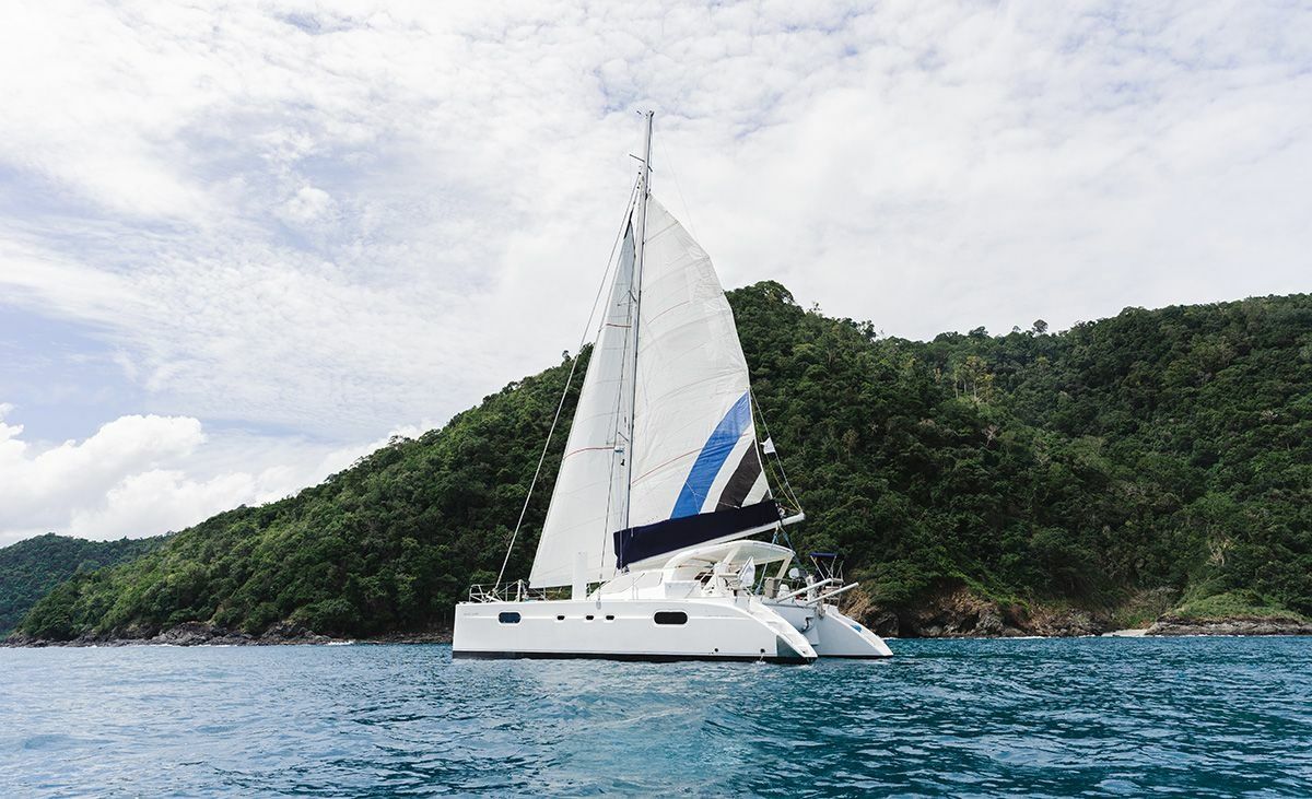 Catana 47 | Indigo