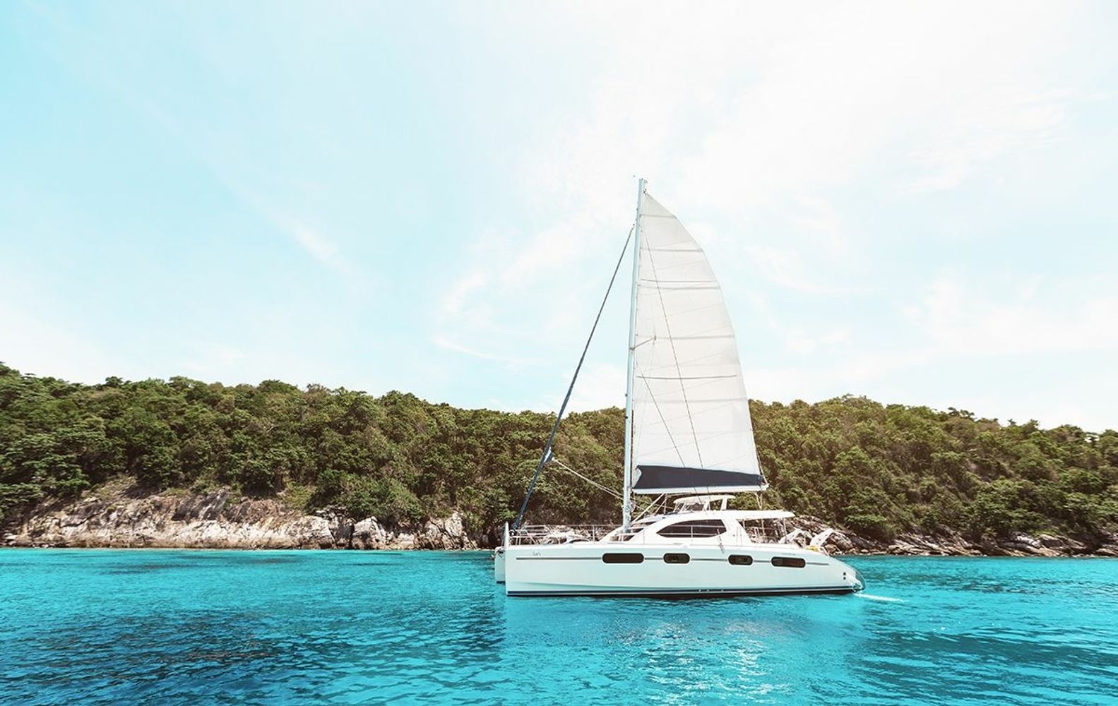 Leopard Sailing Catamaran 47ft exterior photo