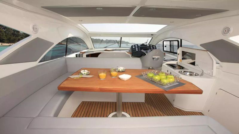 Beneteau Monte Carlo 42 | 16