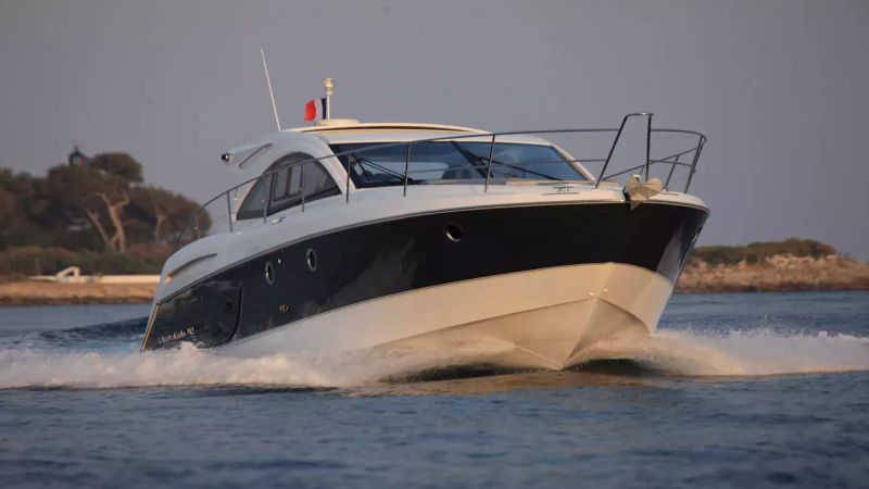 Beneteau Monte Carlo 42 | 16