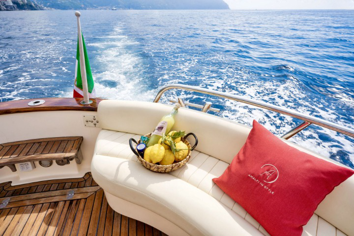 Apreamare 11 | Lady J