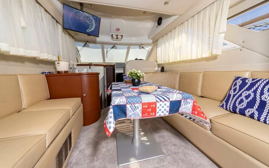 Fairline 40 | Lapina 1