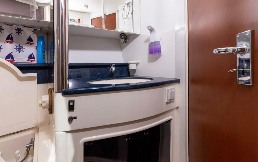 Fairline 40 | Lapina 1