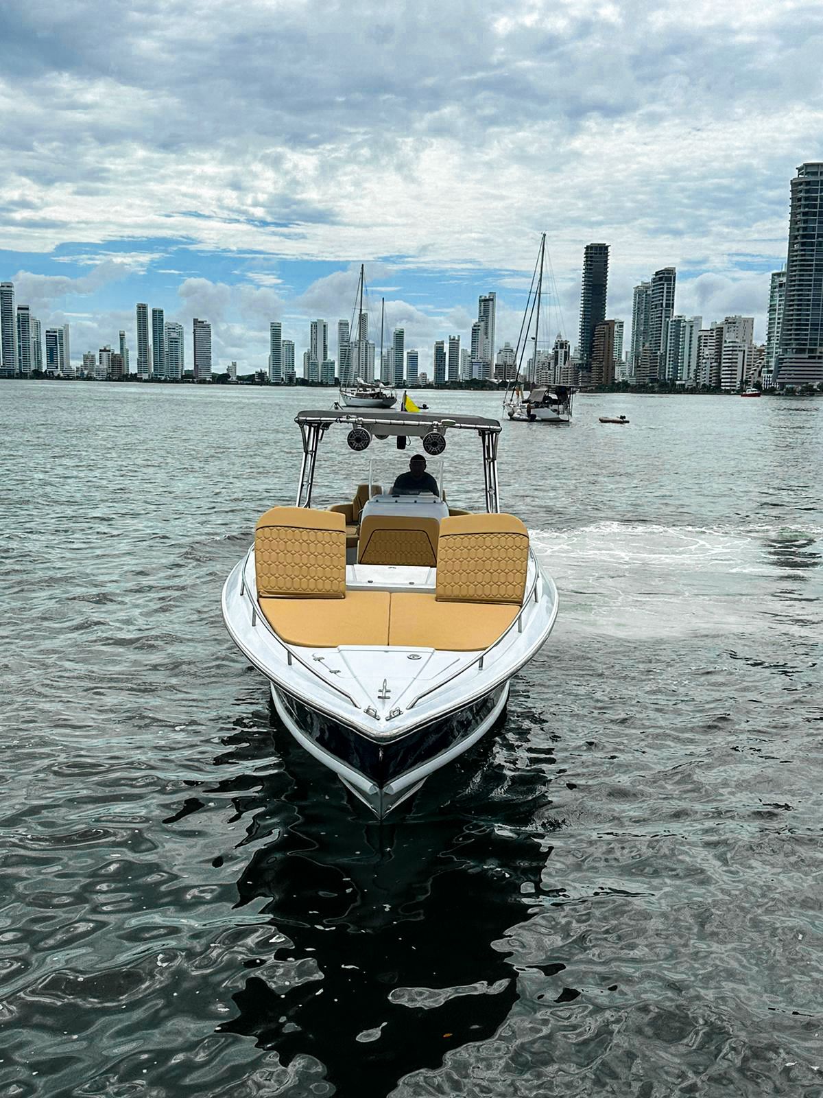 Bravo 410 | La Morronga