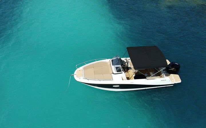 Quicksilver 755 | 23