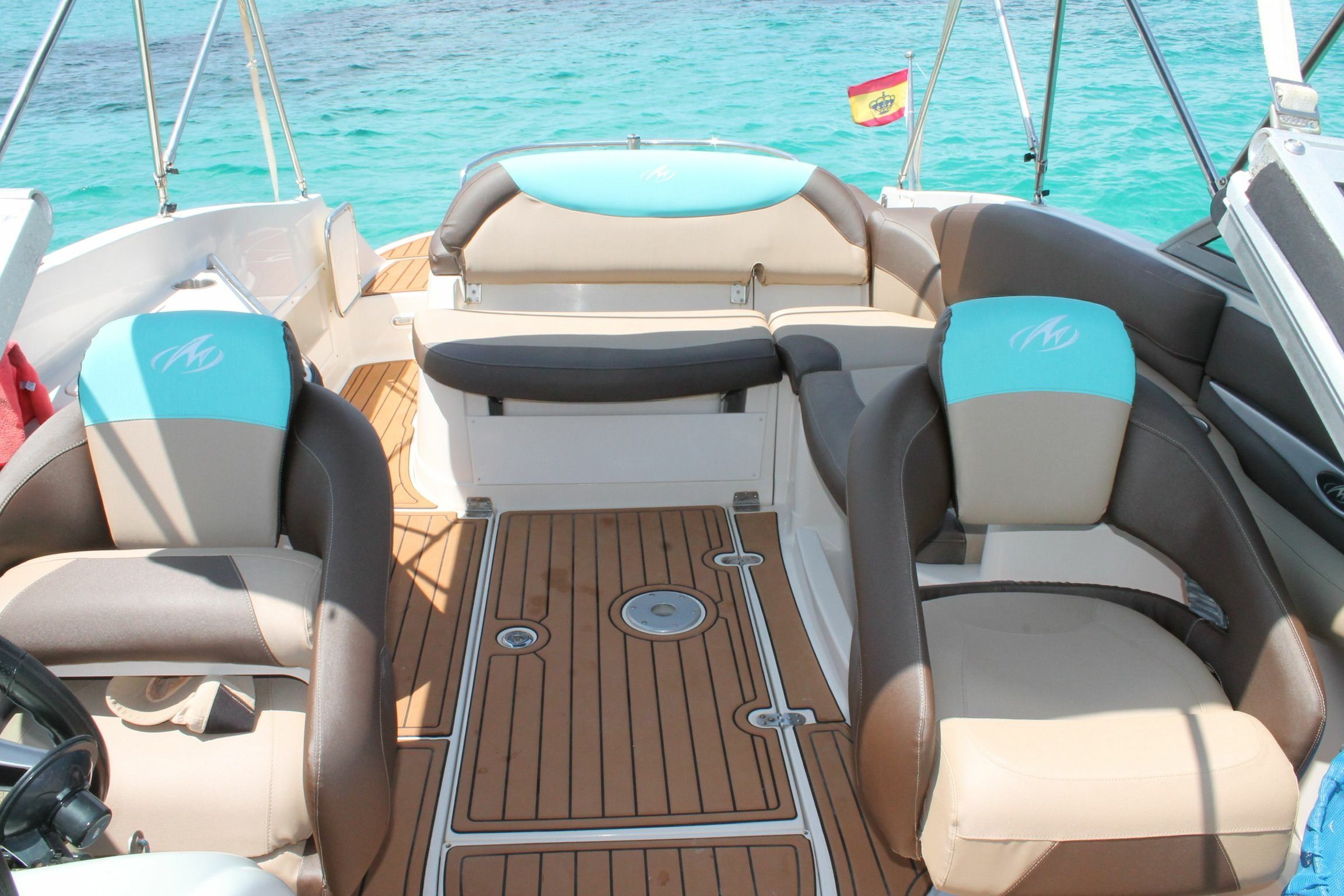 Monterey 268 | Ibi Water 1