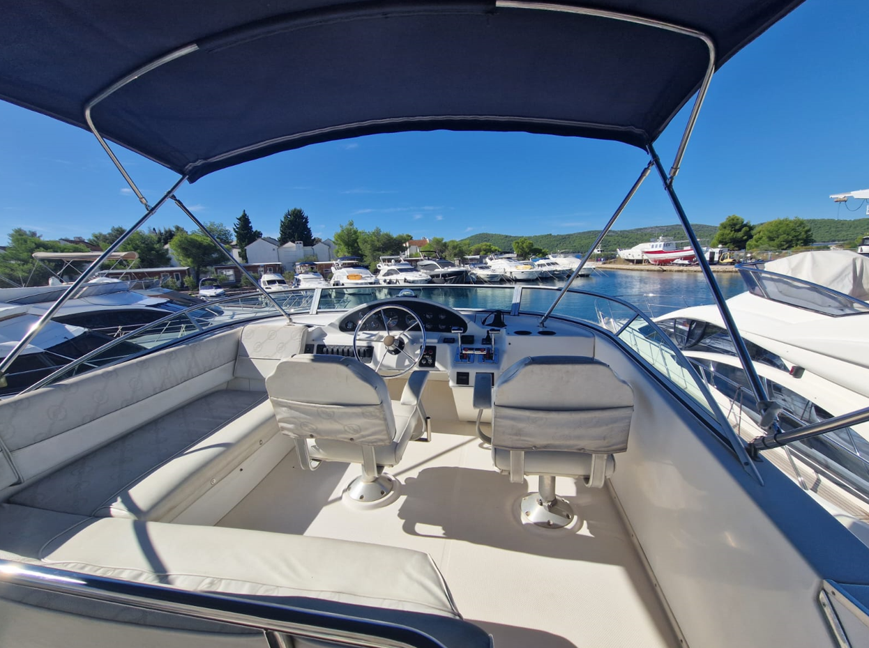 Bayliner 3587 | Bossa Nova