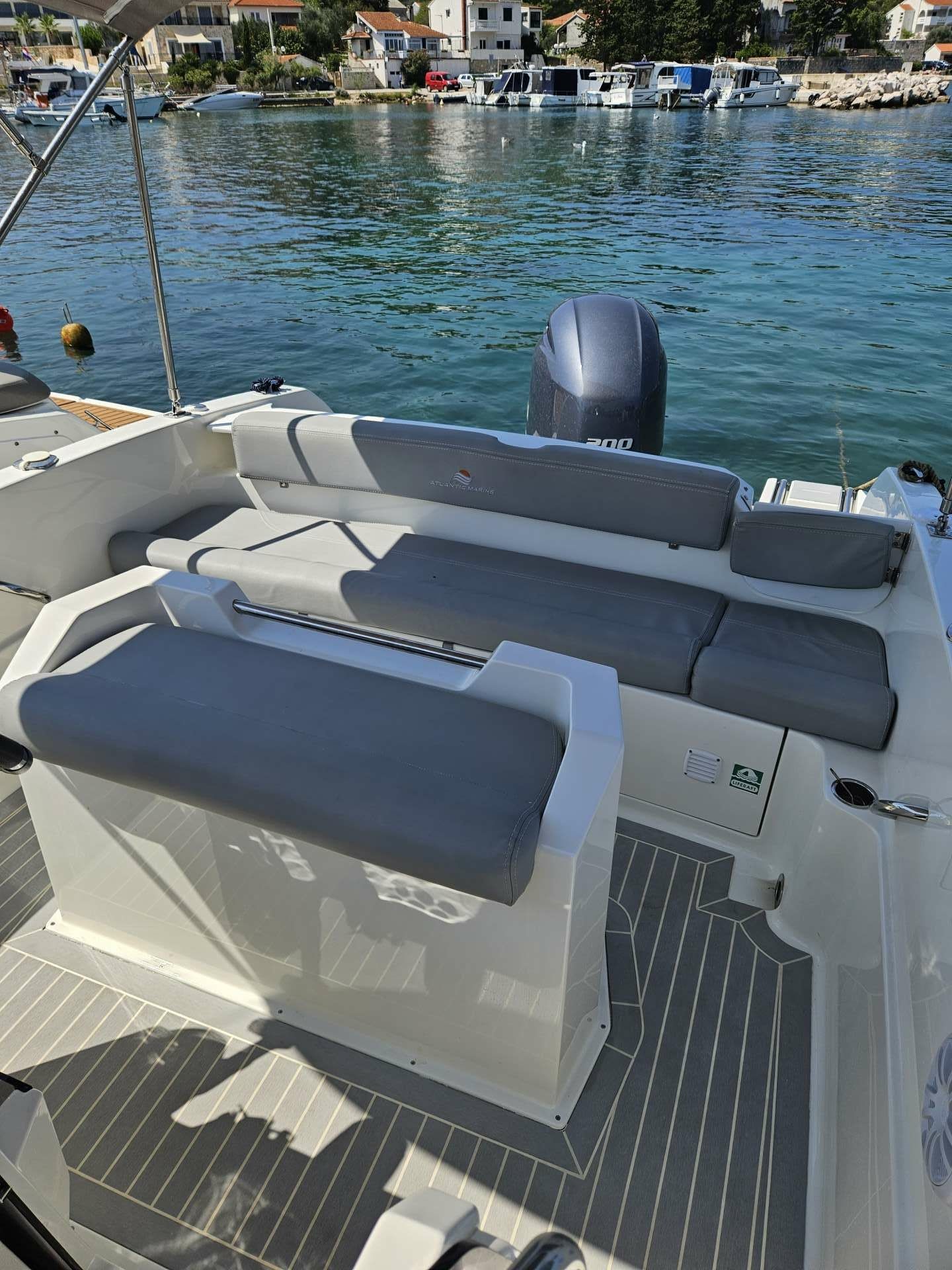 Atlantic Marine 670 | Open