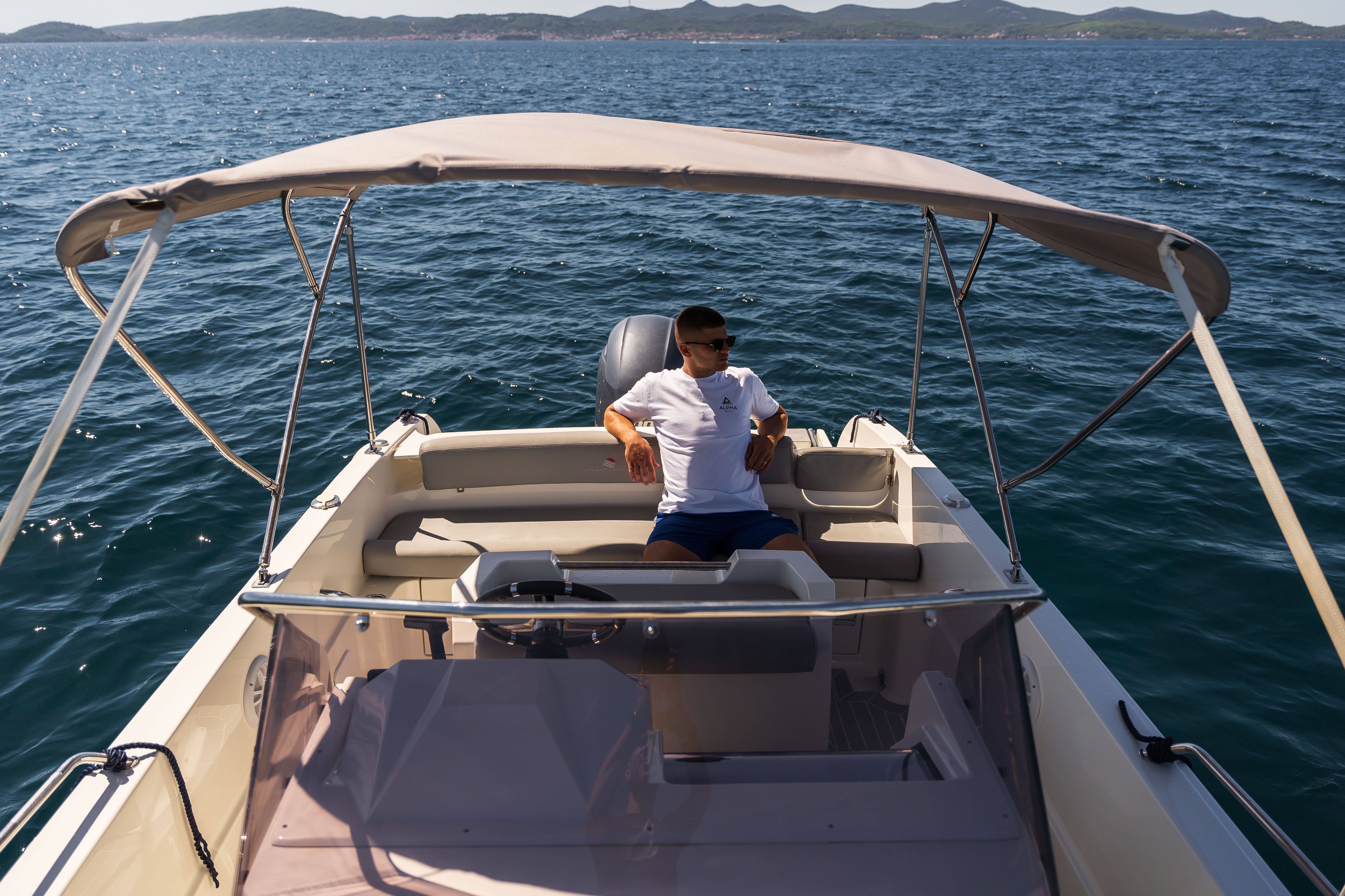 Atlantic Marine 670 | Open