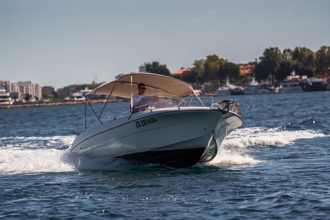 Atlantic Marine 670 | Open