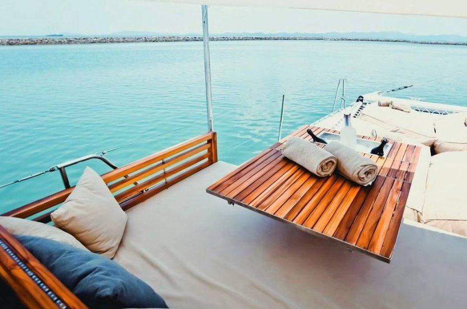 Ocean Voyager 73 | Ocean Voyager